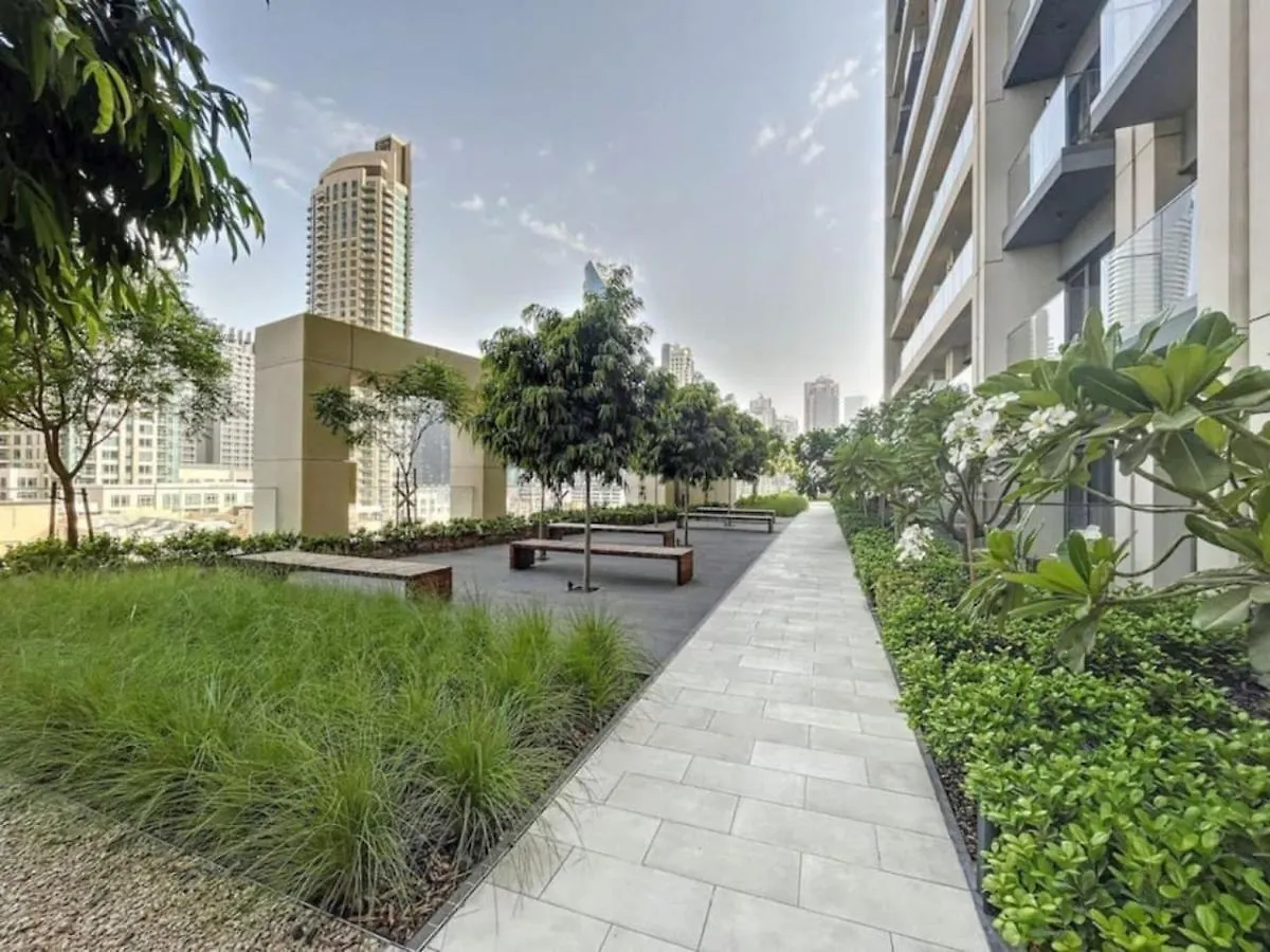 Apartment Burj Royale - Mesmerizing Three Bed With Burj View Dubai